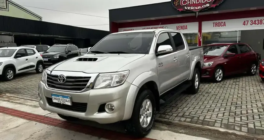 Toyota Hilux CD SRV D4-D 4x4 3.0 TDI Diesel Aut