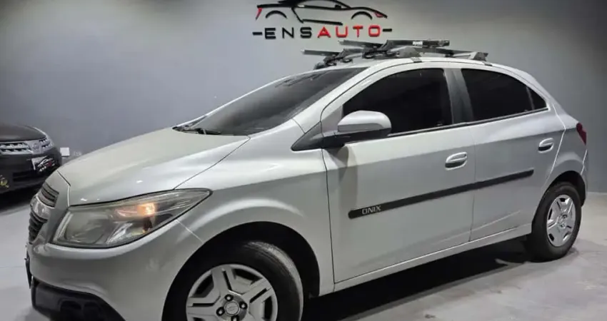 Chevrolet Onix 2014 1.0 mpfi lt 8v flex 4p manual