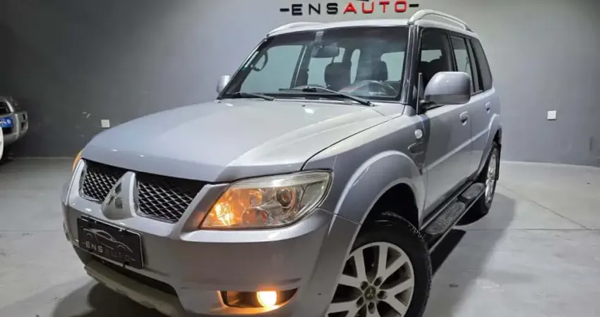Mitsubishi Pajero tr4 2012 2.0 4x4 16v 140cv flex 4p automático