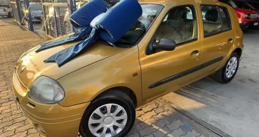 Renault Clio 2000 1.6 rn 8v gasolina 4p manual
