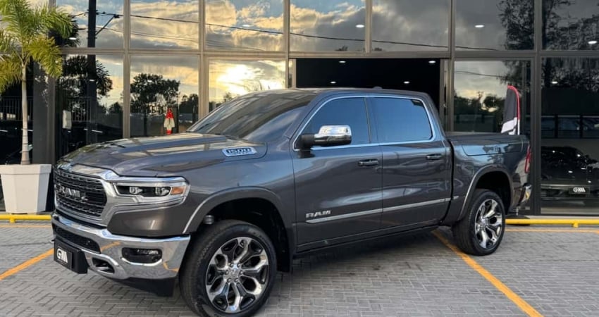 RAM 1500 LIMITED 5.7 CD 4x4 Aut.