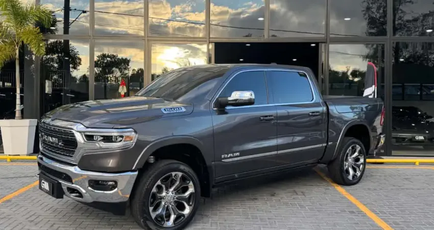 RAM 1500 LIMITED 5.7 CD 4x4 Aut.
