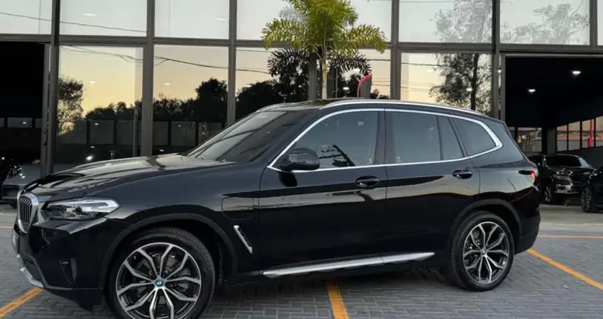 BMW X3 XDRIVE 30e X-Line Turbo Híbrido Aut.