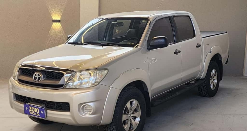 TOYOTA HILUX CD4X2 SR 2010