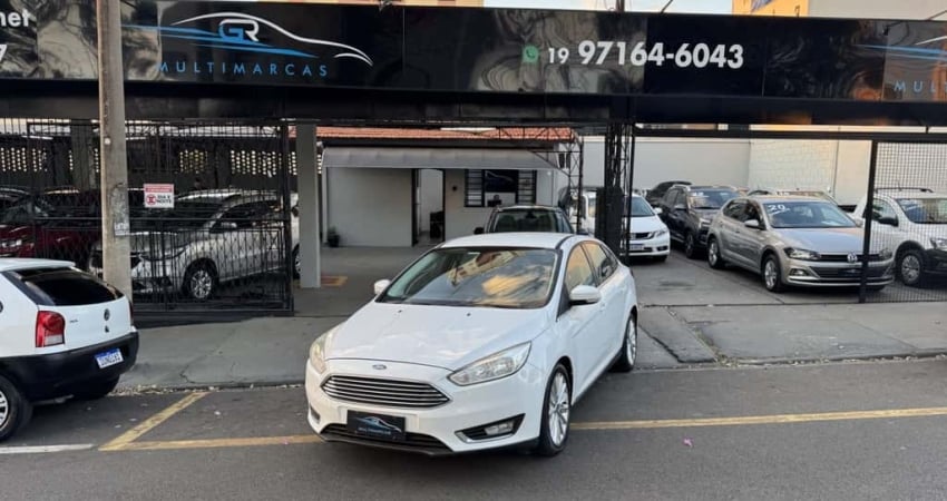 FORD Focus Sedan 2.0 16V 4P FLEX TITANIUM AUTOMÁTICO
