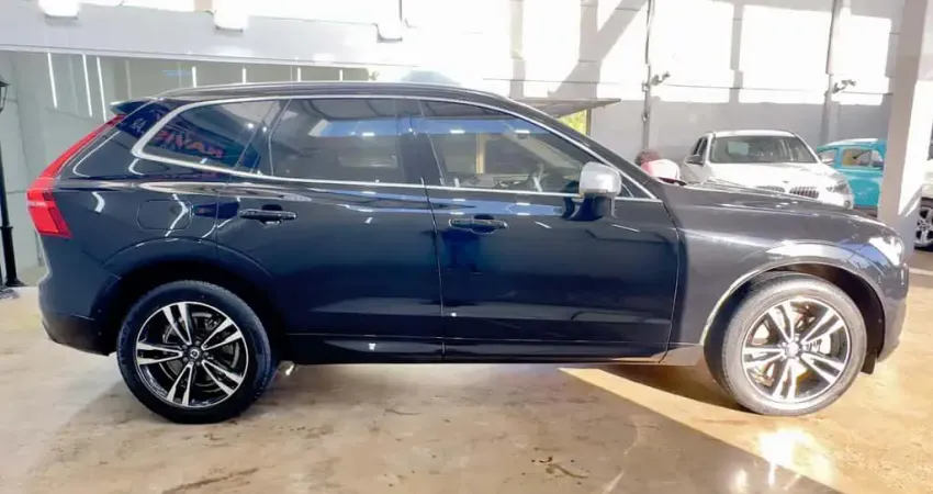 Volvo XC60 VOLVO T - 8 - Preta - 2018/2019