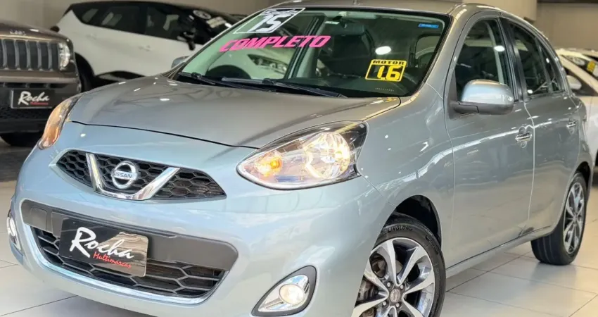 Nissan March SL 1.6 Manual em estado de novo super conservado 