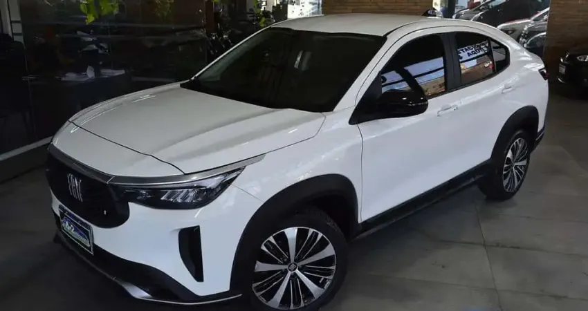 FIAT FASTBACK AUDACE TURBO 200 FLEX AT 4P 2024