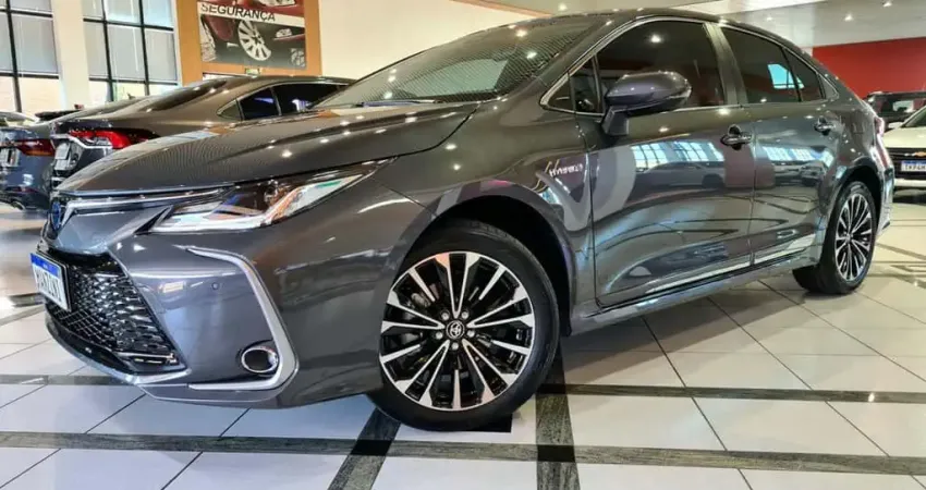 TOYOTA COROLLA APREMIUMH 2024