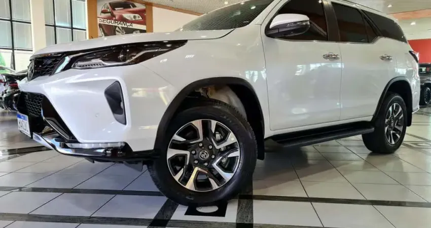 TOYOTA HILUX SWSRXA4RD 2025