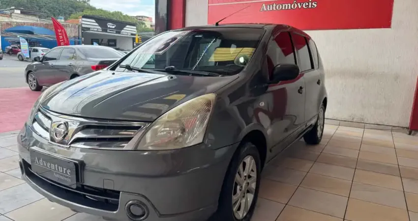Nissan Livina Flex Automático