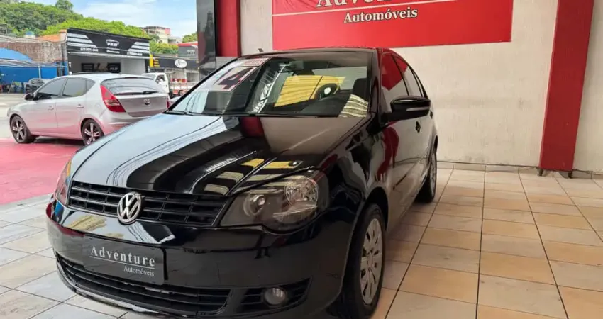 Volkswagen Polo Sedan Flex Manual
