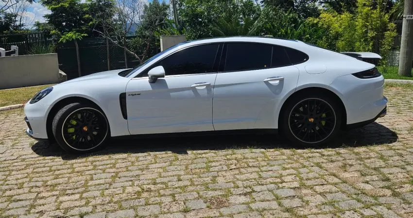 PANAMERA 2020 IMPECÁVEL.  KM BAIXISSIMA. 