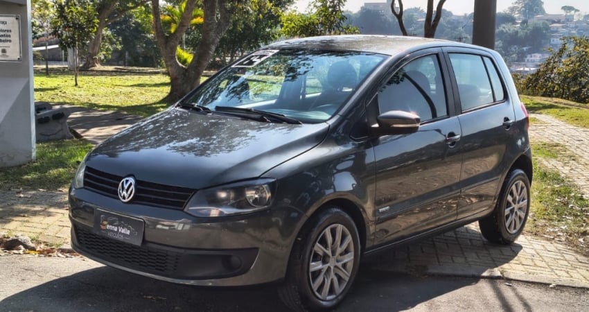 Vw Fox Gll 1.0 Flex Mec Completo 2014