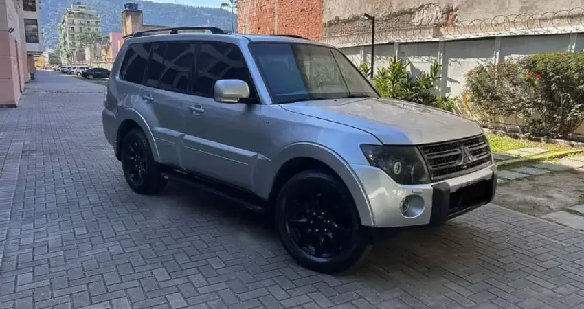 Mitsubishi Pajero full 2011 3.2 hpe 4x4 16v diesel 4p automático