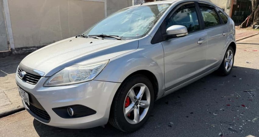 Ford Focus Hatch Flex Automático