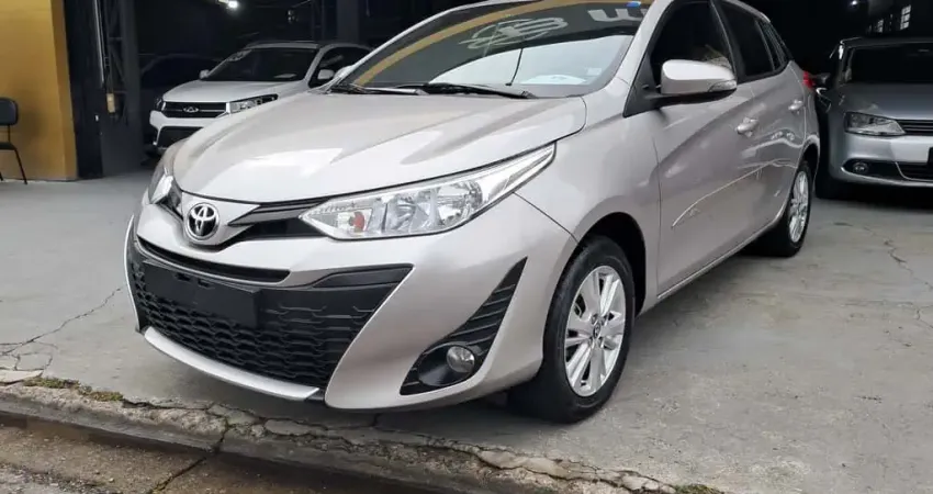 Toyota Yaris Flex Automático