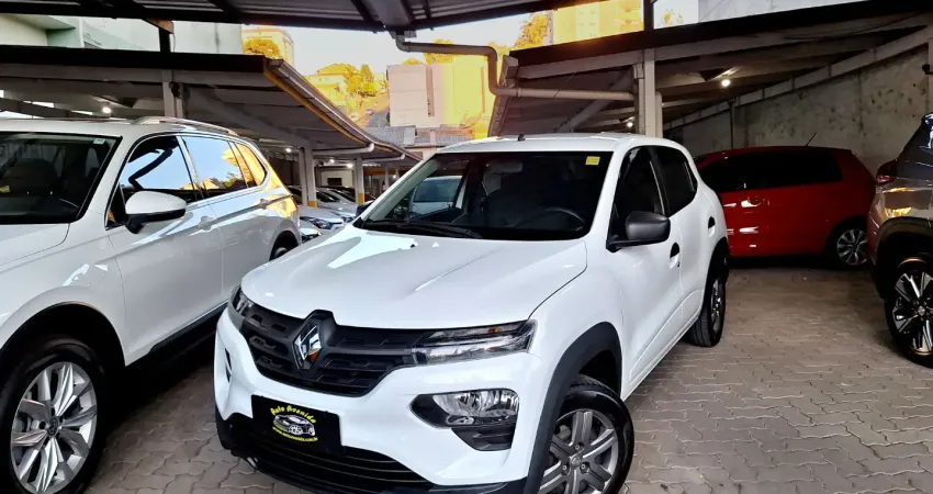 Carro em excelente estado de conservação, com apenas 49 mil km, painel digital, modelo Zen 2. Super 