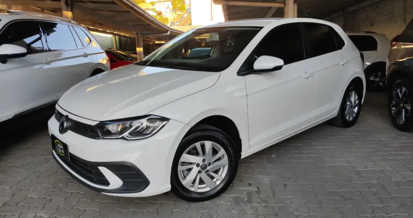 Veículo em excelente estado de conservação ,com motor 1.0 TSI 116cv, rodas de liga leve, porta -mala