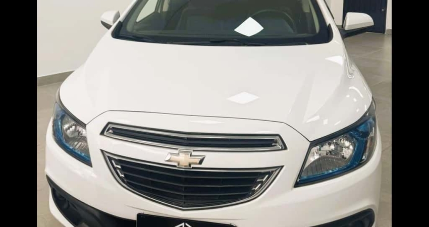 Chevrolet Prisma Sed. LT 1.4 8V FlexPower 4p  - Branca - 2015/2015