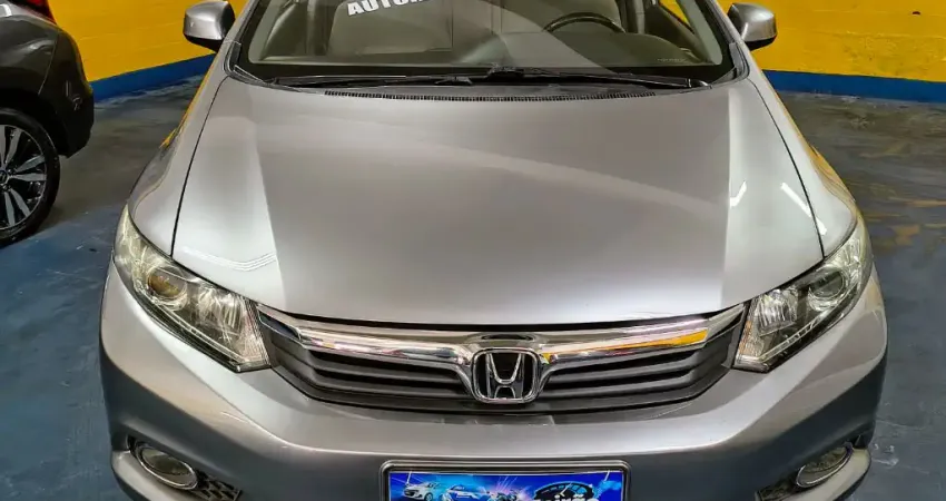 Honda Civic LXS Automático . 