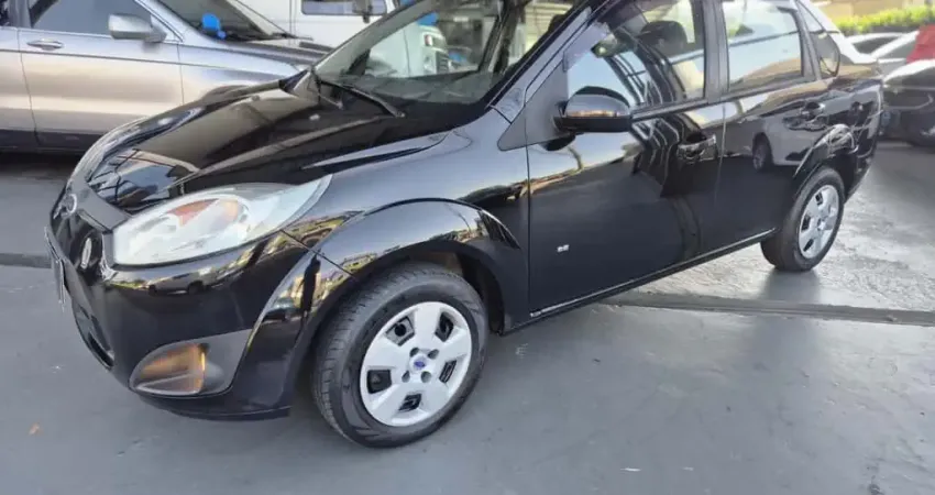 Fiesta Sedan SE 1.6 8V Flex 4p