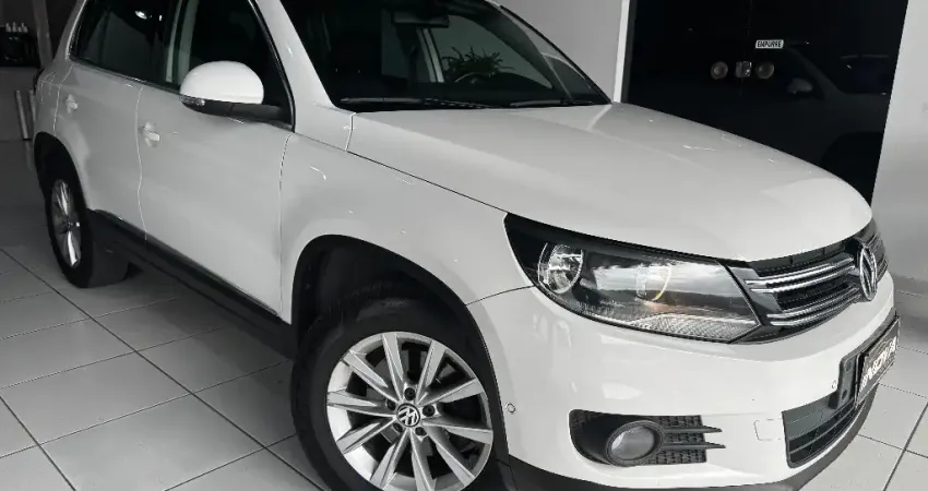 VW Tiguan 2.0 Tsi 2013 Branca Com Teto Solar!!!
