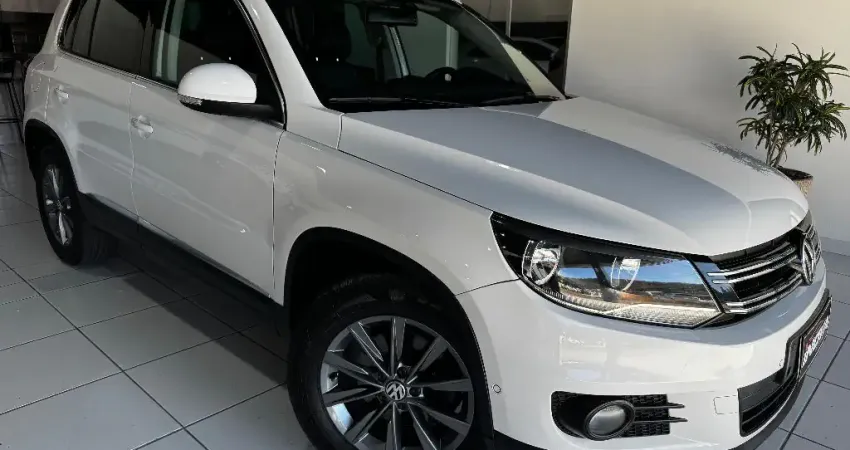 Volkswagen Tiguan 2.0 Tsi 200cv Branca 2013 com Teto Solar!!!