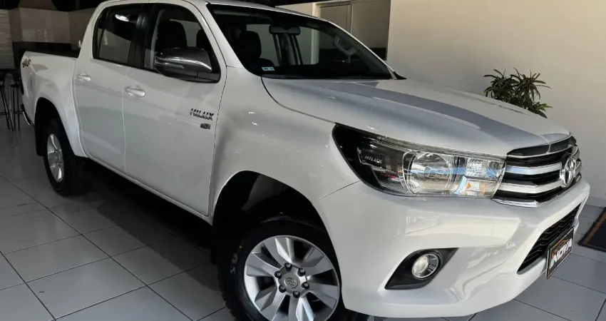 Toyota Hilux SRV 2.7 CD Flex  Câmbio Automático Tração 4x4  