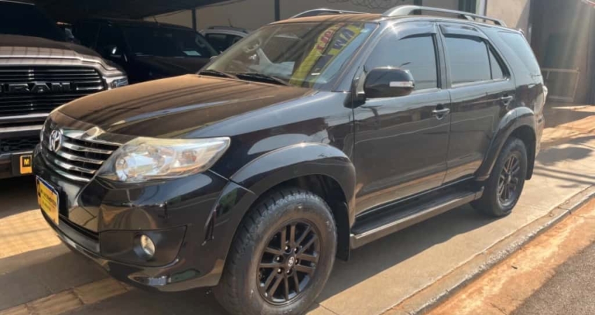 TOYOTA HILUX SW4 2.7 SR 4X2 16V FLEX 4P AUTOMÁTICO