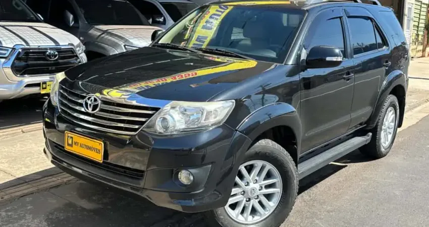 TOYOTA HILUX SW4 2.7 SR 4X2 16V FLEX 4P AUTOMÁTICO