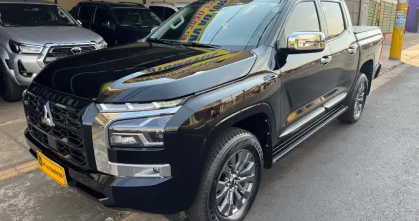 MITSUBISHI TRITON 2.4 BITURBO DIESEL CD HPE 4X4 AUTOMÁTICO