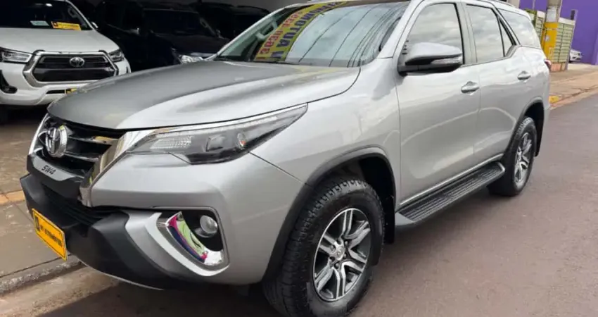 TOYOTA HILUX SW4 2.7 SR 7 LUGARES 4X2 16V FLEX 4P AUTOMÁTICO