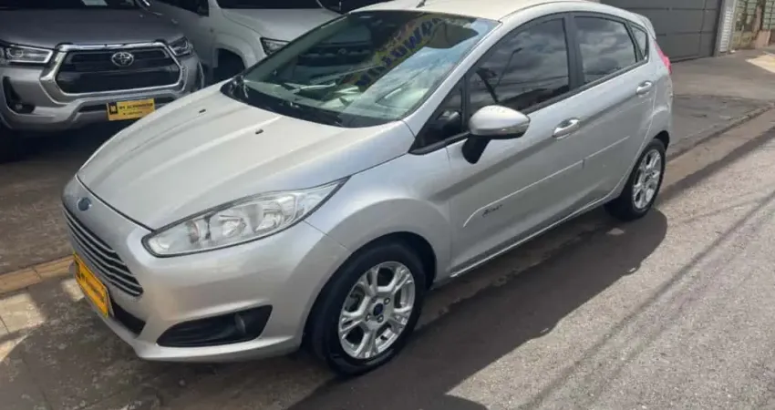 FORD FIESTA 1.6 SE HATCH 16V FLEX 4P POWERSHIFT