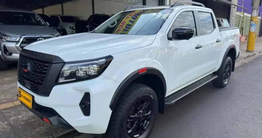 NISSAN FRONTIER 2.3 16V TURBO DIESEL PRO4X CD 4X4 AUTOMÁTICO