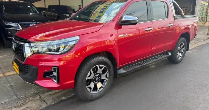 TOYOTA HILUX 2.8 SRX 4X4 CD 16V DIESEL 4P AUTOMÁTICO