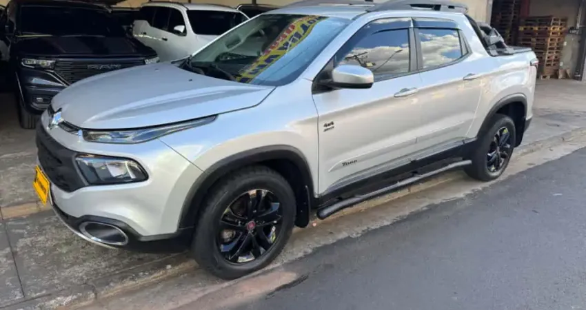 FIAT TORO 2.0 16V TURBO DIESEL FREEDOM 4WD AT9