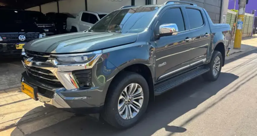 CHEVROLET S10 2.8 16V TURBO DIESEL HIGH COUNTRY CD 4X4 AUTOMÁTICO