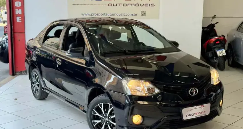 Toyota Etios Sedan Flex Automático