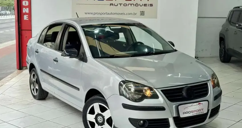 Volkswagen Polo Sedan Flex Automático