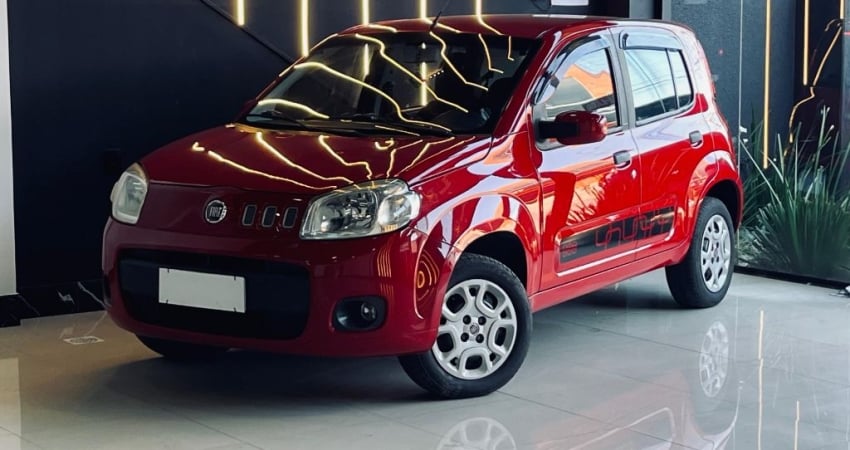 FIAT UNO VIVACE CELEBRATION 1.0
