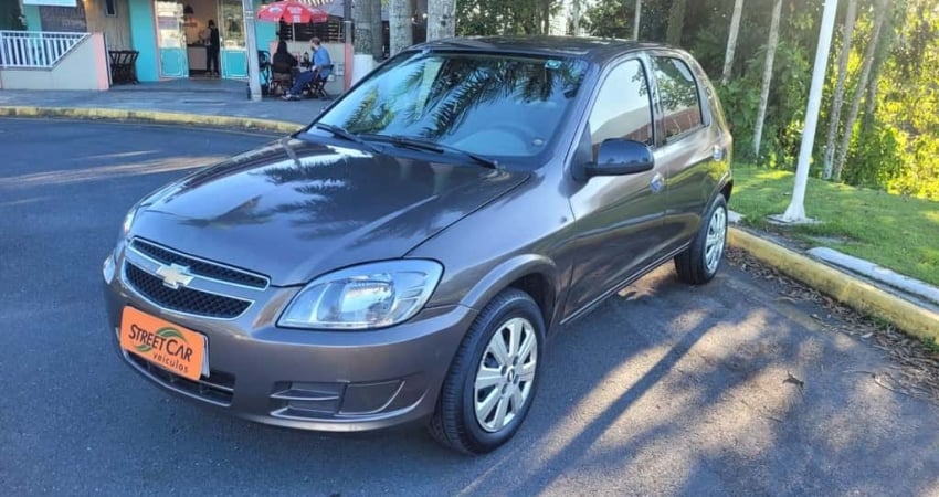 Chevrolet Celta HEV/ 1.0L LT ADVAN - Cinza - 2014/2014