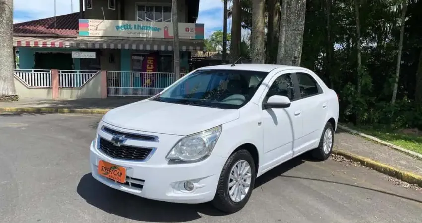 Chevrolet Cobalt 1.4 LTZ - Branca - 2012/2012