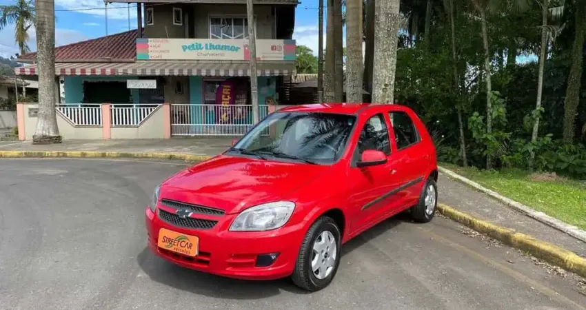 Chevrolet Celta 1.0L LT - Vermelha - 2011/2012