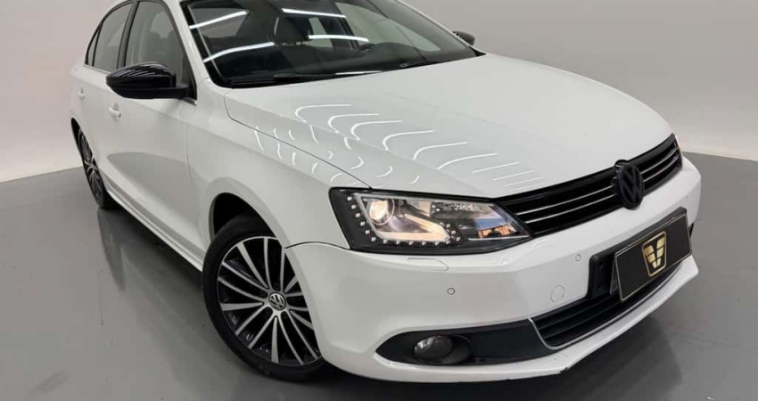 VOLKSWAGEN JETTA 2.0T 2013