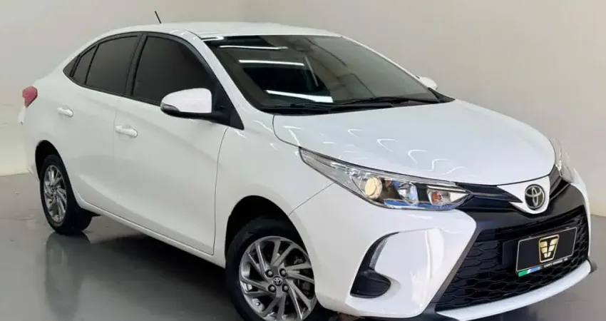TOYOTA YARIS SA XS15 2025
