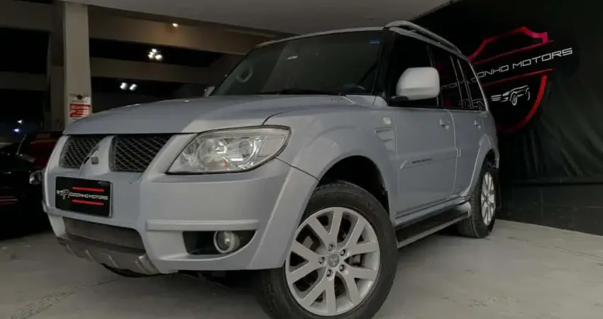 Mitsubishi Pajero TR4 Flex Automático