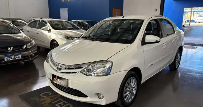 TOYOTA ETIOS 1.5 SD XLS 2015