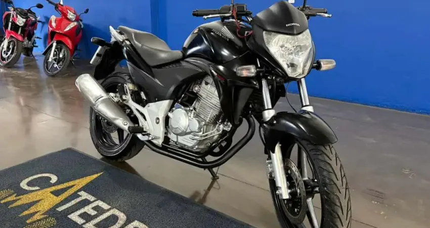 HONDA CB 300R 2013