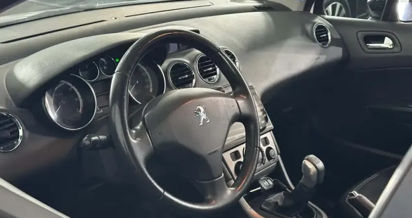 PEUGEOT 308 ACTIVE _4P_ 2015